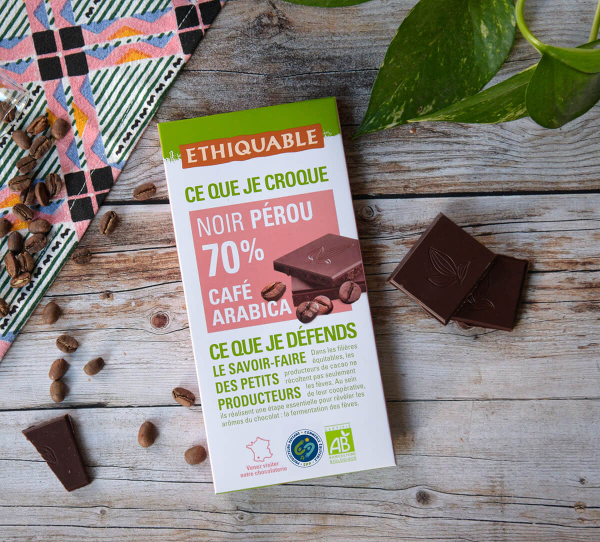 Tablette chocolat noir 70% de cacao au café arabica bio et équitable Tablette chocolat noir 70% de cacao au café arabica bio et équitable