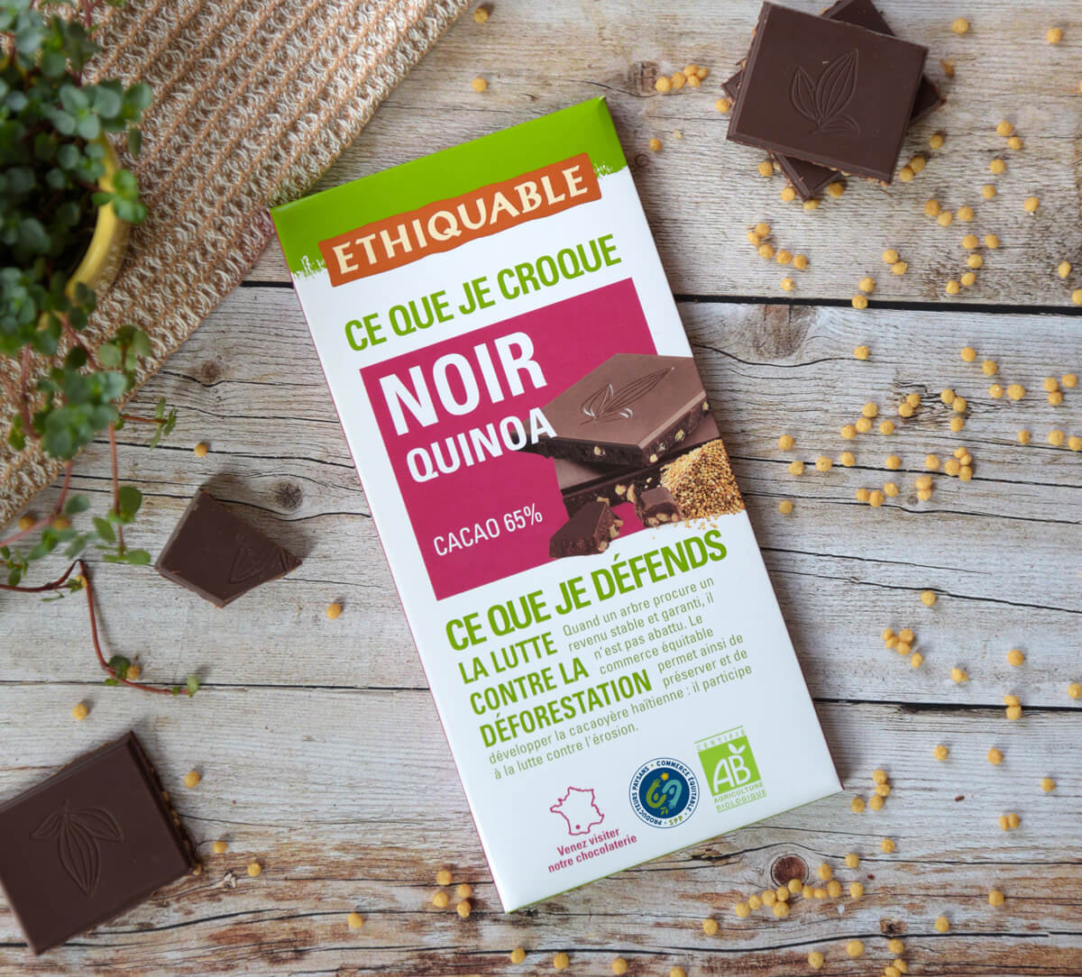 Tablette de chocolat noir bio au Quinoa équitable et bio Tablette de chocolat noir bio au Quinoa équitable et bio