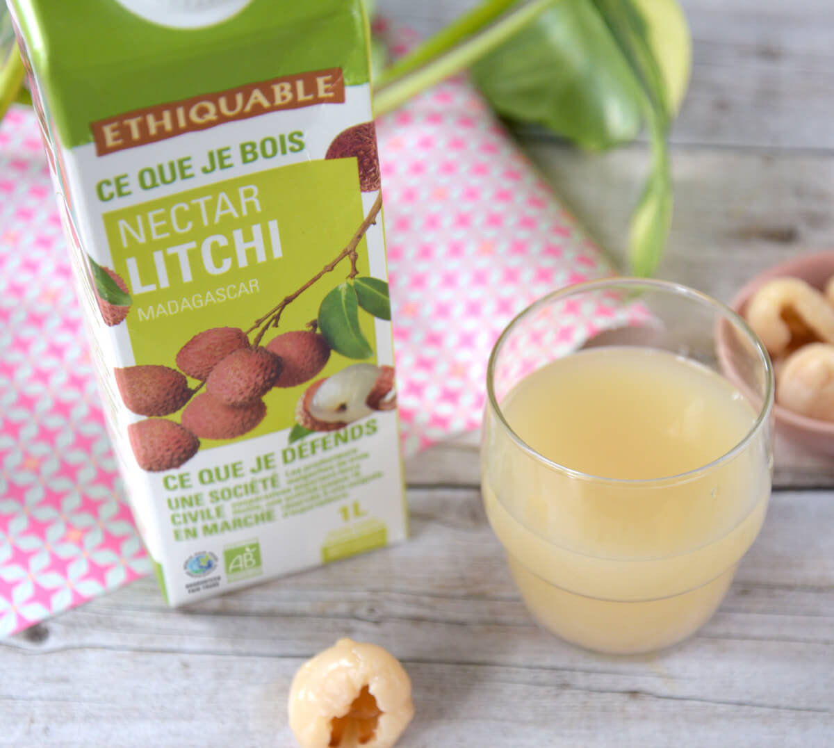Bouteille de nectar Jus de litchi de Madagascar bio et issus du Commerce équitable