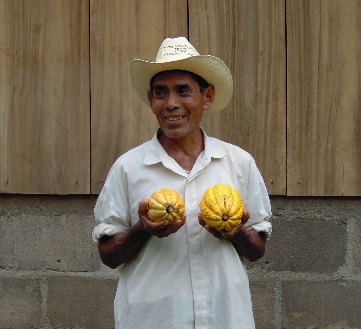 Producteur de la coopérative CACAO NICA au Nicaragua - Ethiquable