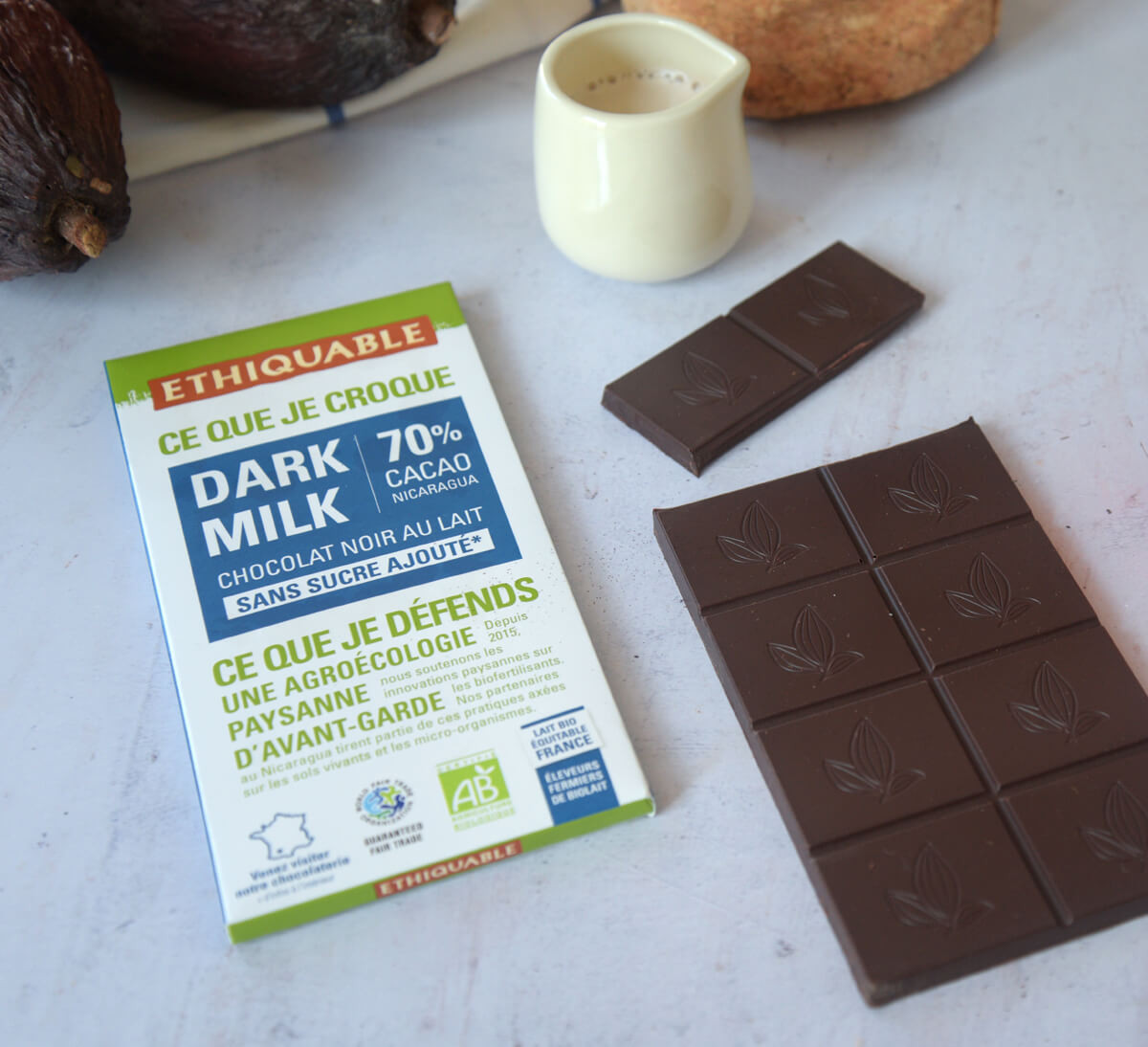 Tablette de chocolat noir au lait bio 70% de cacao du Nicaragua sans sucre ajouté Ethiquable issu du Commerce Equitable