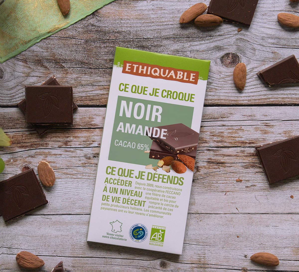 chocolat noir bio aux Amandes à 65% de cacao issu du Commerce Equitable - Ethiquable