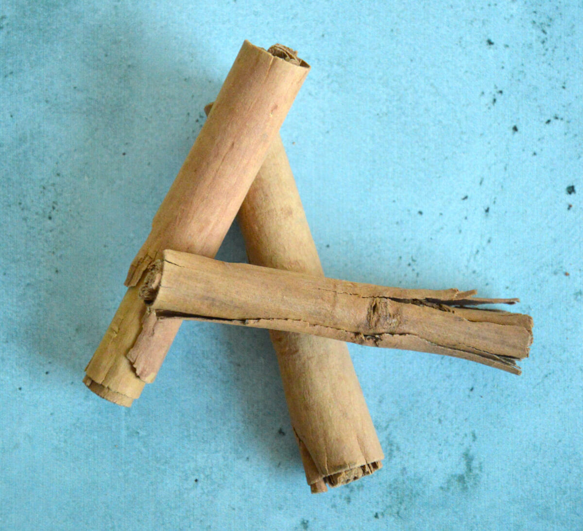 Bâtons de cannelle cultivée à Madagascar, bio et équitable