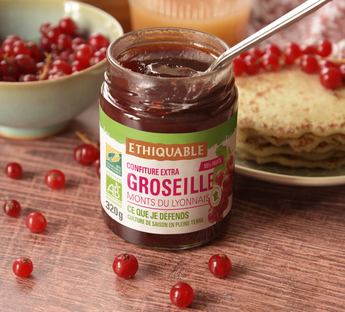 Pot de confiture de groseilles bio et équitable des Monts Lyonnais