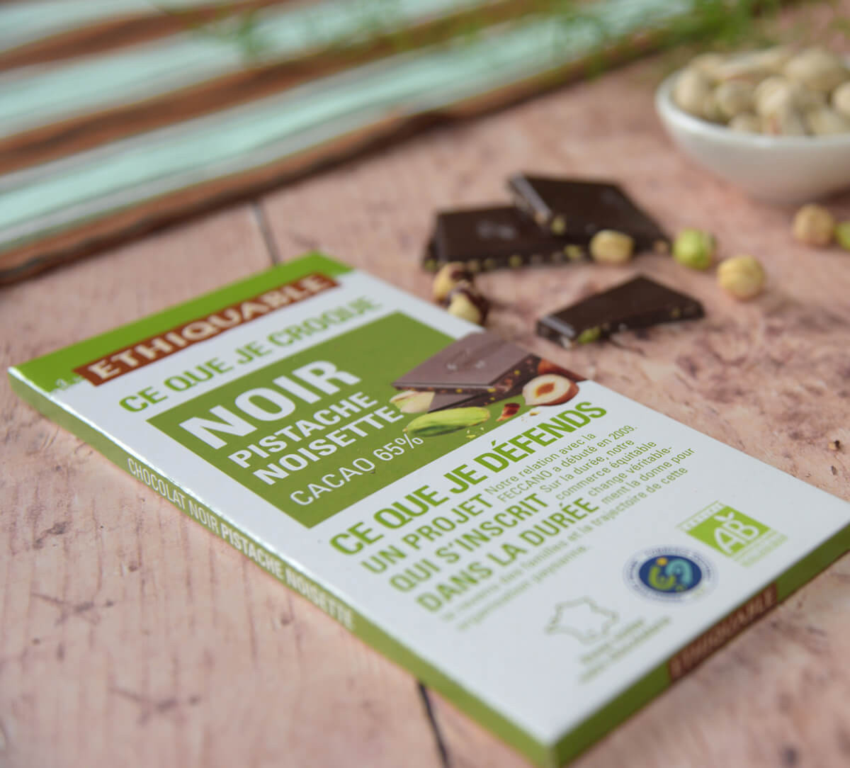 Tablette de chocolat noir 65% de cacao Nicaragua avec Pistache & Noisette bio et équitable