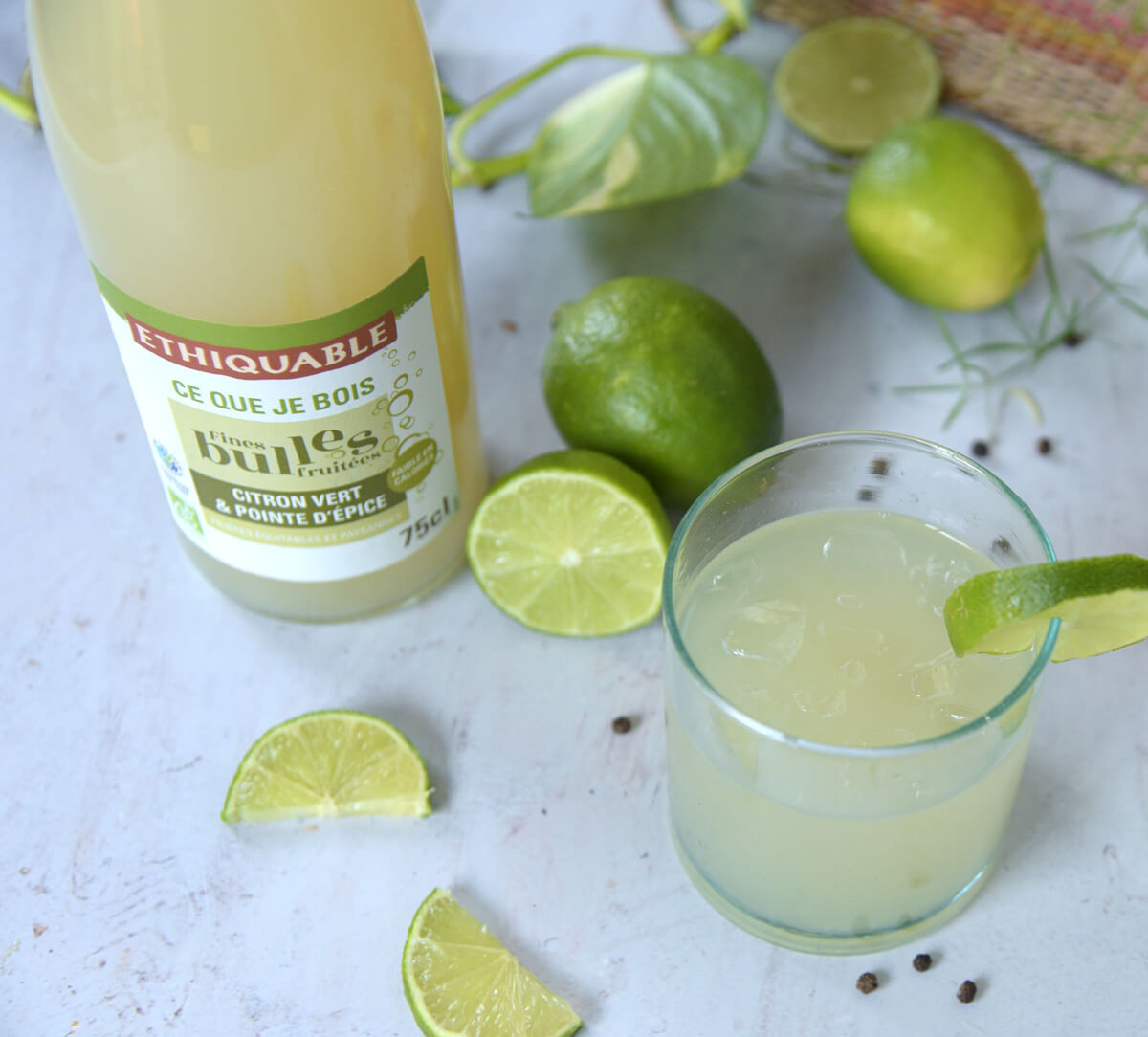 Bouteille de boisson bio et équitable pétillante Citron vert & touche d'épice de Madagascar