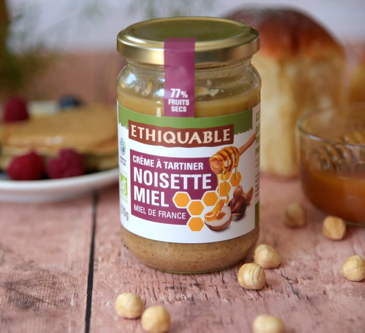 Pot de crème à tartiner noisettes de Géorgie et miel de France bio et équitables