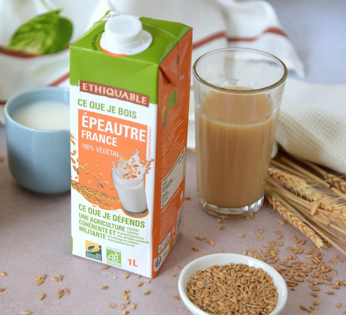 Brique de lait végétal bio d'épeautre français issu du commerce équitable