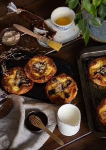 Danish, petites viennoiseries à la purée de pruneaux bio