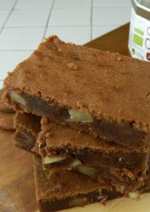 Brownie à la crème de châtaigne et amandes grillées