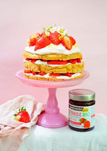 Layer cake aux fraises