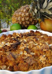 Crumble à la Mangue, Chips de banane plantain & Noix de cajou